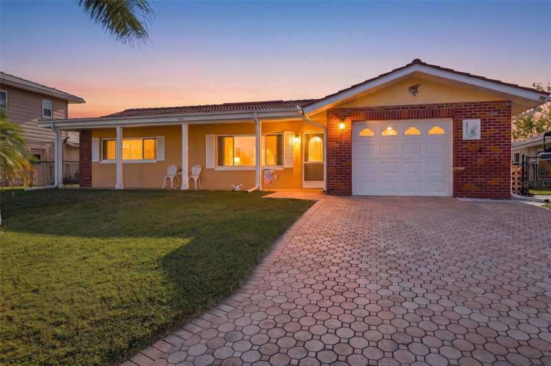 2 bedroom Single Family Residence at 4926 Forecastle Drive, Flor A Mar, New Port Richey — photo 1