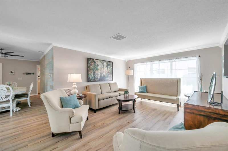 3 bedroom Single Family Residence at 717 Carolina Avenue, Orange Heights, Tarpon Springs — photo 1