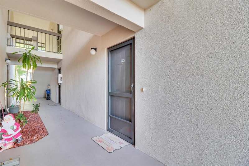 2 bedroom Condominium at 1515 Forrest Nelson Boulevard #N104, Oak Forrest, Port Charlotte — photo 1