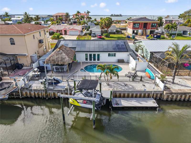 3 bedroom Single Family Residence at 2171 Lagoon Drive, Harbor View Villas 4th Add, Dunedin — photo 1
