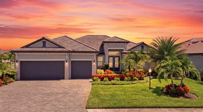 3 bedroom Single Family Residence at 16008 Tradewind Terrace, Lorraine Lakes Ph I, Bradenton — photo 1
