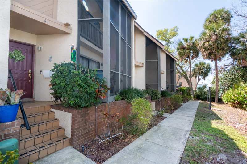 2 bedroom Townhouse at 15 Turner Street #4, Hickory Grove Condo, Clearwater — photo 1