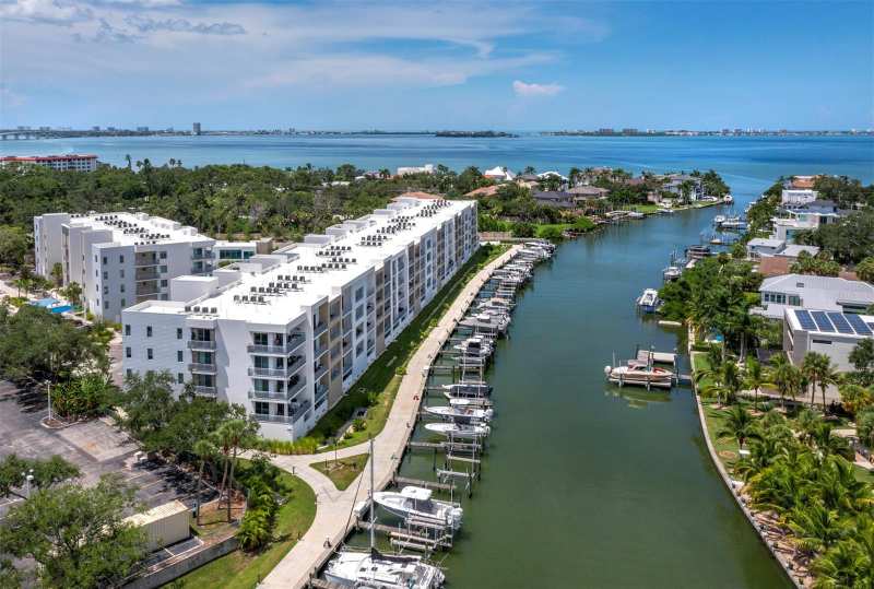 1 bedroom Condominium at 1709 N Tamiami Trail #418, The Strand Of Sarasota, Sarasota — photo 1