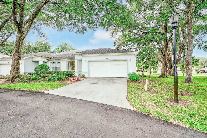 3 bedroom Villa at 8634 Alexandra Arbor Lane, Meadowood Oaks, Temple Terrace — photo 1
