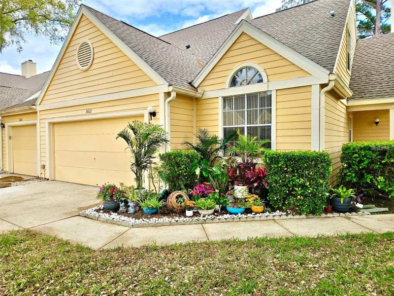 3 bedroom Condominium at 3612 Pine Knot Drive, Pine Grove Condo At Bloo, Valrico — photo 1