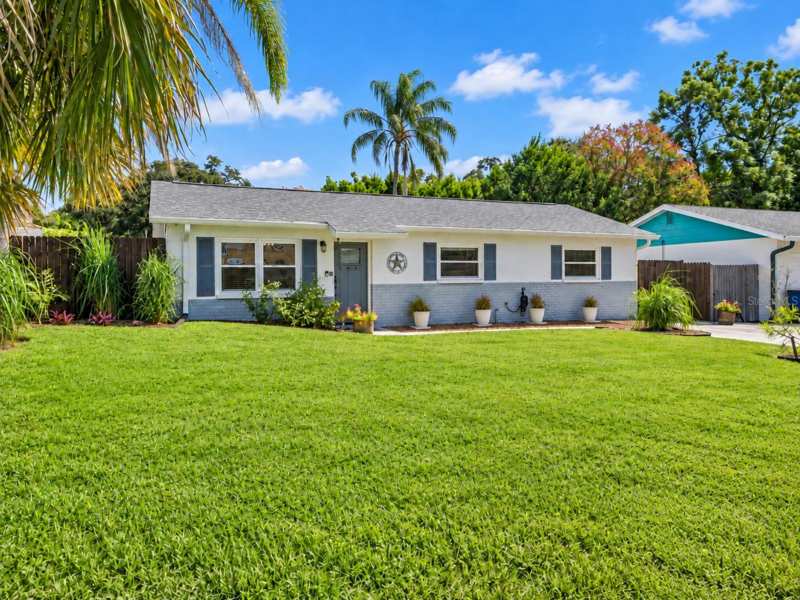 3 bedroom Single Family Residence at 2047 Powderhorn Drive, Walden Woods, Clearwater — photo 1