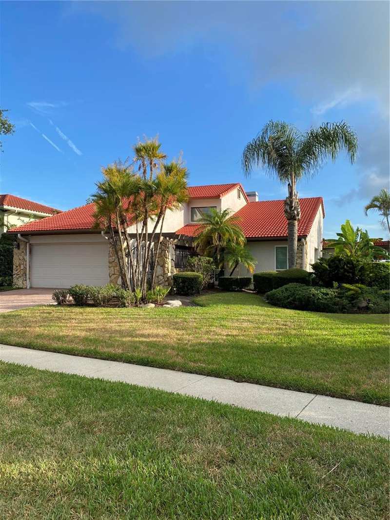 5 bedroom Single Family Residence at 7011 Pelican Island Drive, Pelican Island Unit 1, Tampa — photo 1