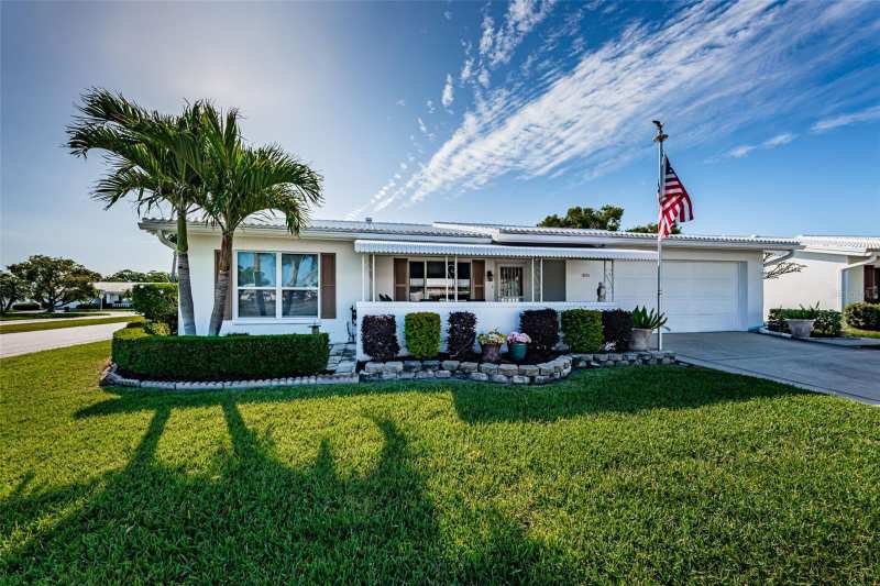 2 bedroom Single Family Residence at 9175 42nd Street, Mainlands Of Tamarac By The Gulf Unit 5 Ph 2 Condo, Pinellas Park — photo 1