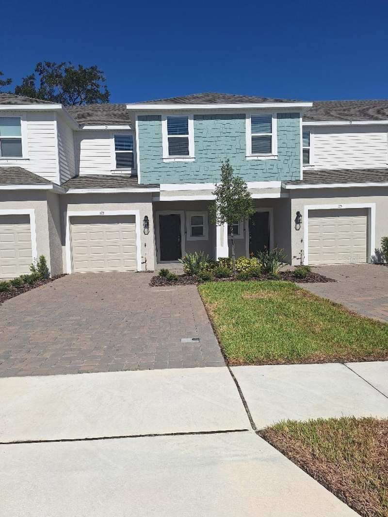 3 bedroom Townhouse at 173 River Front Way, Riverfront Estates South, Edgewater — photo 1