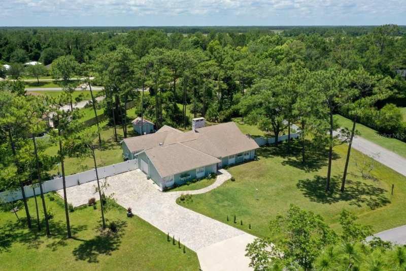 3 bedroom Single Family Residence at 213 Riverbend Road, Riverbend Acres Unit 01, Ormond Beach — photo 1