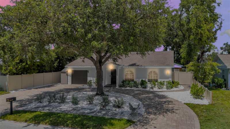 4 bedroom Single Family Residence at 3819 W San Miguel Street, Southland Add, Tampa — photo 1