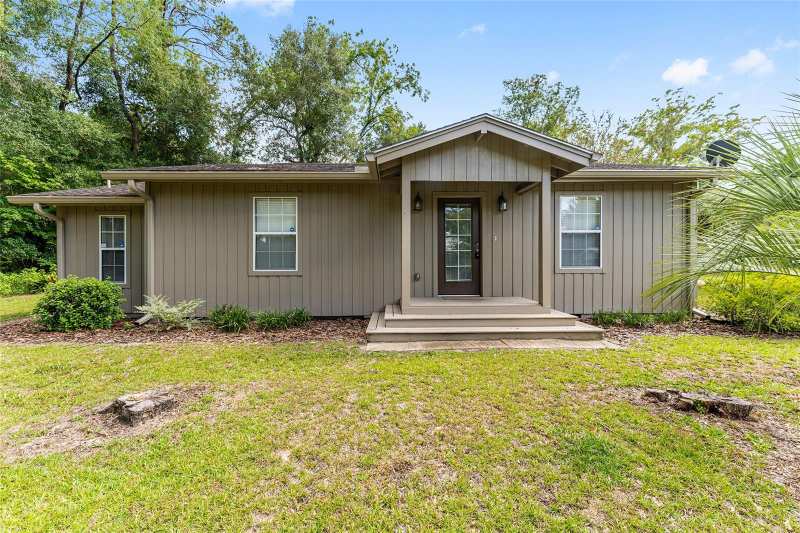 2 bedroom Single Family Residence at 18673 NW 252nd Street, Gibbs & B D Fosters Add, High Springs — photo 1