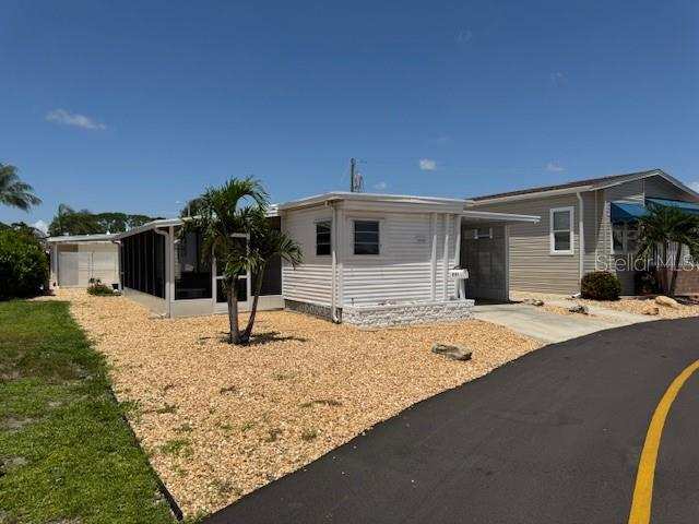 2 bedroom Mobile Home at 251 Southwinds Drive, South Winds Mhp Co-Op, Sarasota — photo 1