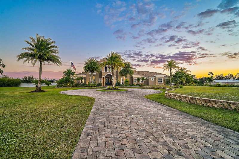 5 bedroom Single Family Residence at 6722 Hawkins Road, Not Part Of A Subdivision, Sarasota — photo 1