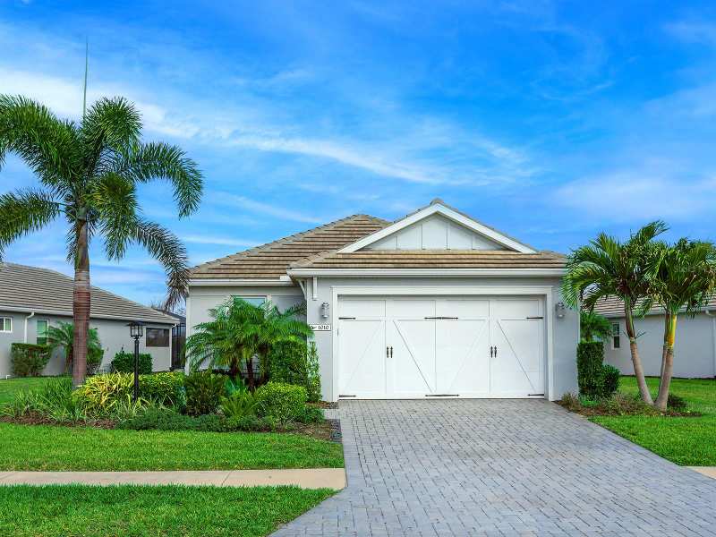 3 bedroom Single Family Residence at 1010 Crosswind Avenue, Lakehouse Cove/Waterside Ph 4, Sarasota — photo 1