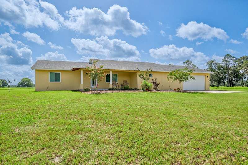 3 bedroom Single Family Residence at 4261 NW 57th Court, Chiefland, Chiefland — photo 1