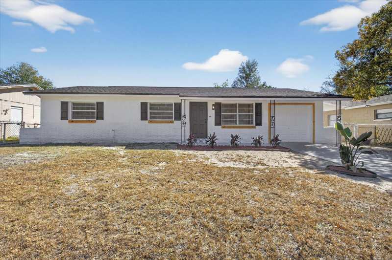 3 bedroom Single Family Residence at 8309 Tupelo Drive, Temple Park Unit 8, Tampa — photo 1