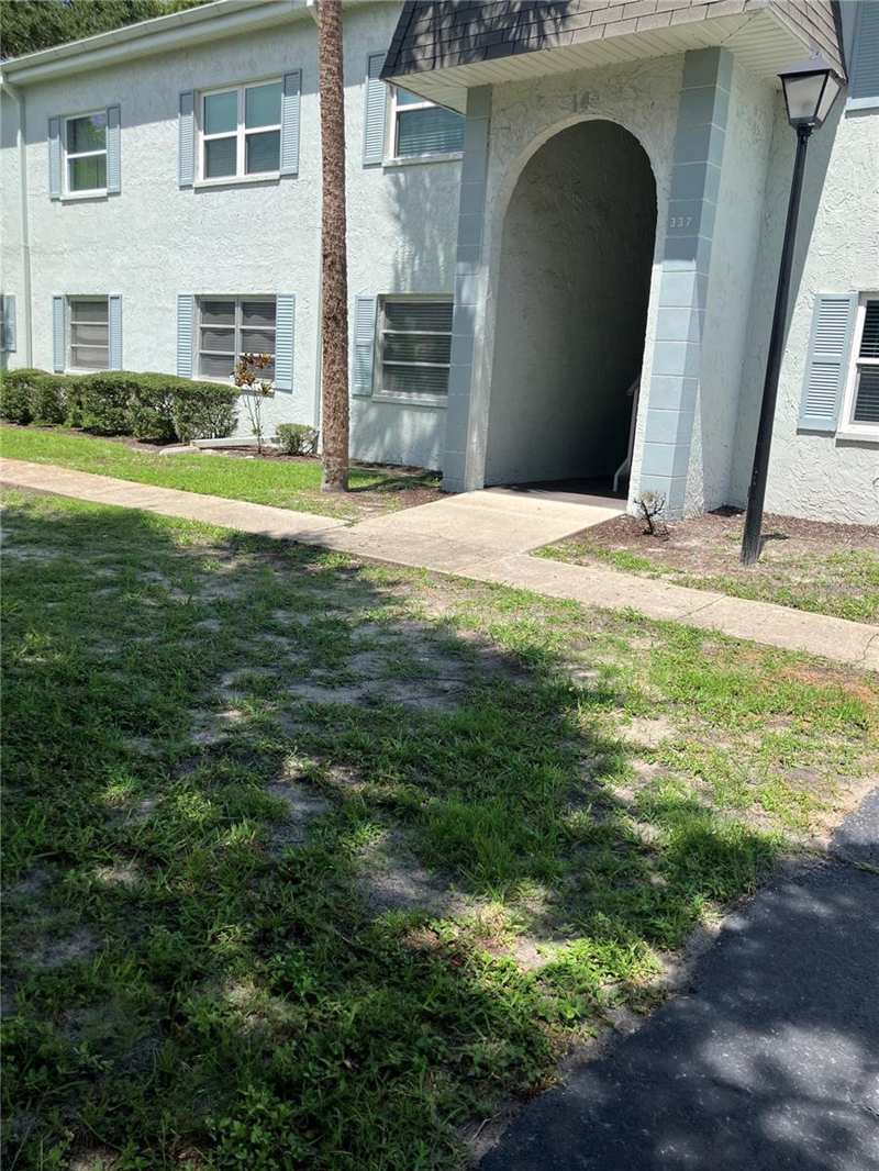 2 bedroom Condominium at 337 S McMullen Booth Road #157, Tradewinds Condo, Clearwater — photo 1