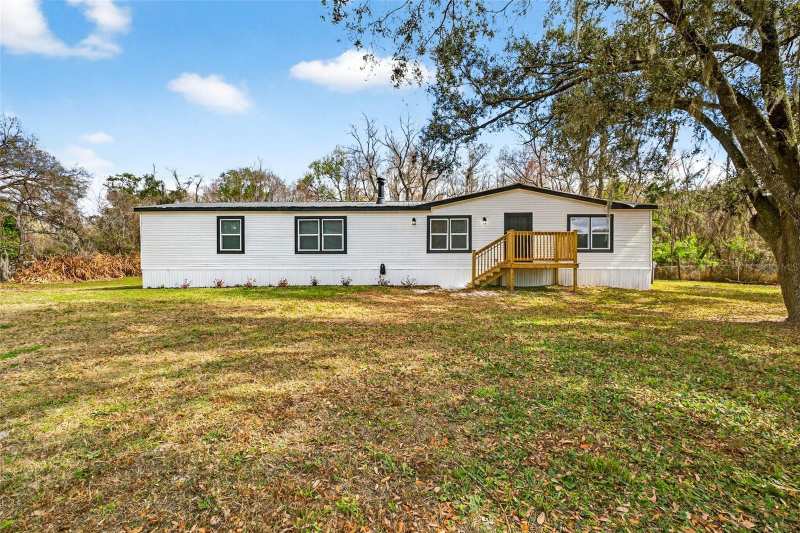 4 bedroom Manufactured Home at 6126 Tulip Drive, Angus Valley, Wesley Chapel — photo 1