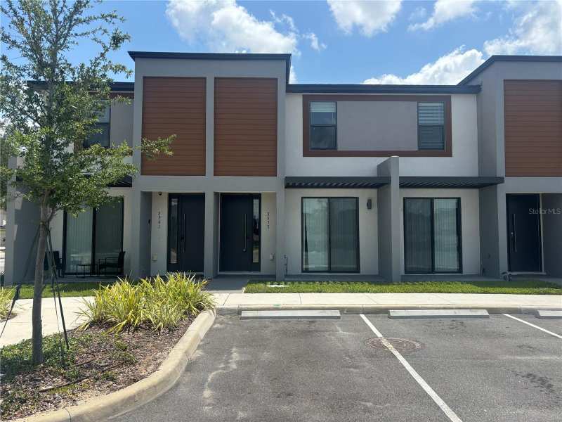 3 bedroom Townhouse at 3357 Tranquil Trail, Hub At Westside, Kissimmee — photo 1