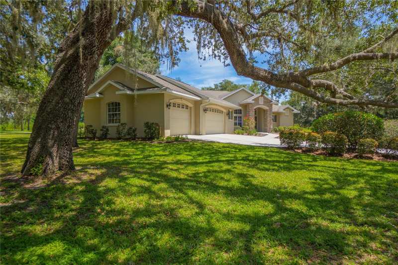 3 bedroom Single Family Residence at 9807 E Lake Tahoe Drive, Sawgrass, Inverness — photo 1