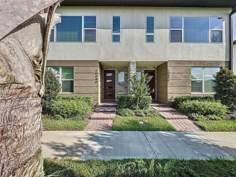 2 bedroom Townhouse at 10090 Sunnifa Alley, Eagle Creek Village K Ph 1B, Orlando — photo 1