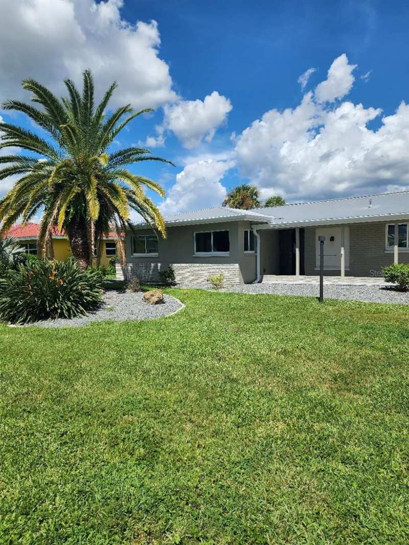 3 bedroom Single Family Residence at 5325 Cocoa Court, Cape Coral, Cape Coral — photo 1