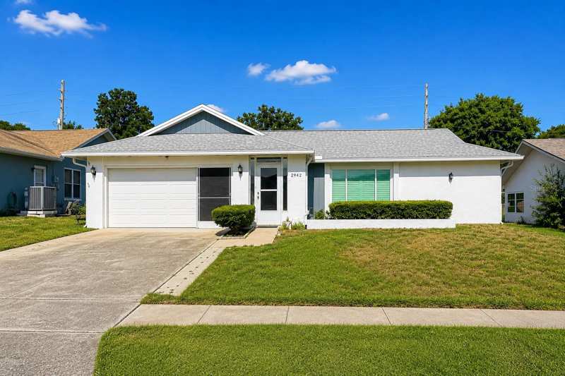 2 bedroom Single Family Residence at 2942 Macalpin Drive, Highland Lakes, Palm Harbor — photo 1