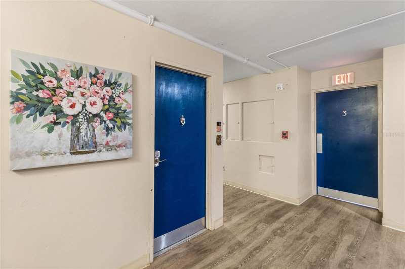 1 bedroom Condominium at 841 4th Avenue #36, Suncoast Towers Apts Co-Op, St Petersburg — photo 1