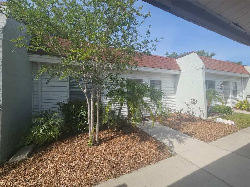 2 bedroom Condominium at 13813 Mission Oaks Boulevard, Mission Oaks Condo, Seminole — photo 1
