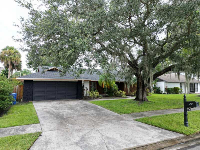 3 bedroom Single Family Residence at 4715 Kemble Court, Stonehedge, Tampa — photo 1