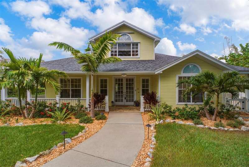 3 bedroom Single Family Residence at 266 Florida Boulevard, Seaside Wood, Crystal Beach — photo 1