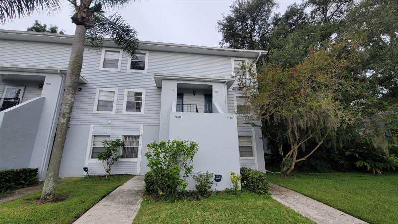 2 bedroom Townhouse at 7144 Waterside Drive, Waterside Condominium I, Tampa — photo 1