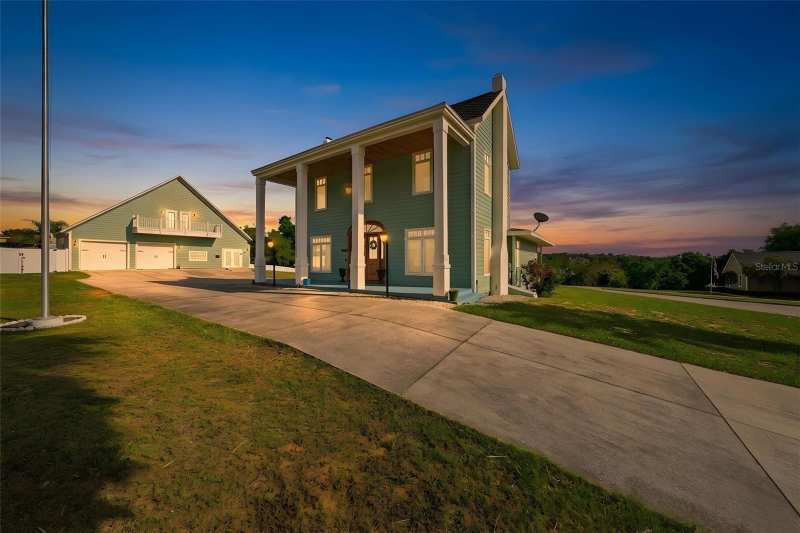 4 bedroom Single Family Residence at 835 Butch Cassidy Lane, Sundance Hills Sub, Eustis — photo 1