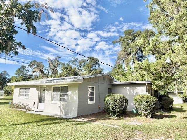 2 bedroom Single Family Residence at 685 Gleason Street, Blue Springs, Orange City — photo 1