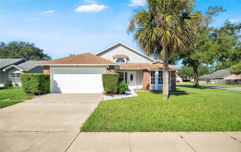 3 bedroom Single Family Residence at 233 S Aberdeen Circle, Brynhaven 1st Rep, Sanford — photo 1