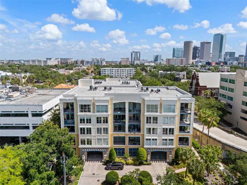 2 bedroom Condominium at 509 W Bay Street #305, Christiansted A Condo, Tampa — photo 1