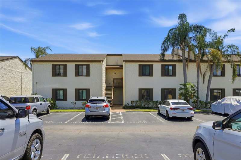 2 bedroom Condominium at 724 115 Avenue #2205, Peppertree Lake Condo, St Petersburg — photo 1