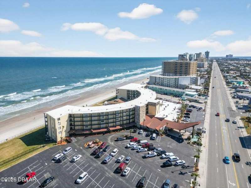 1 bedroom Condo - Hotel at 2301 S Atlantic Avenue #438, Hawaiian Inn Lc, Daytona Beach — photo 1