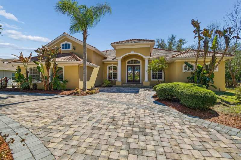 4 bedroom Single Family Residence at 614 Vintage Way, Vineyards, Brandon — photo 1