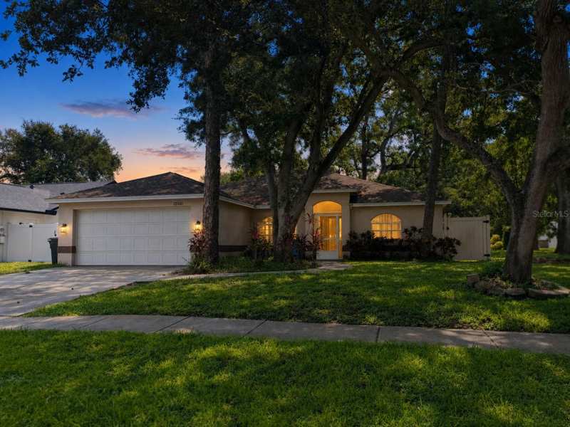 3 bedroom Single Family Residence at 12021 68th Street, Woodbury-Phase I, Largo — photo 1