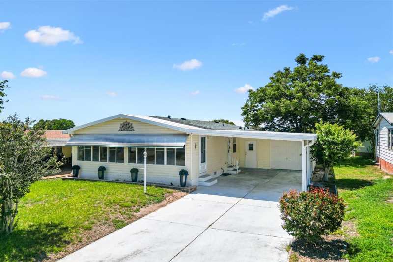 2 bedroom Manufactured Home at 1616 Bayhill Drive, Lady Lake Orange Blossom Gardens Unit 09, Lady Lake — photo 1