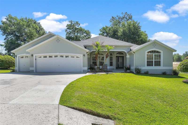 3 bedroom Single Family Residence at 1027 Urico Golf Road, Urico Sub, Lady Lake — photo 1