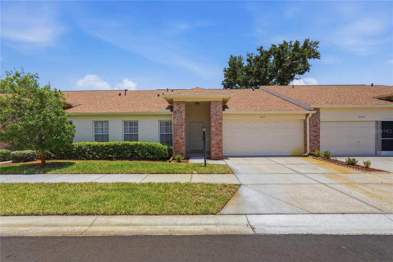 2 bedroom Condominium at 9031 Warwick Lane #9031, Two Cambridge Commons, New Port Richey — photo 1