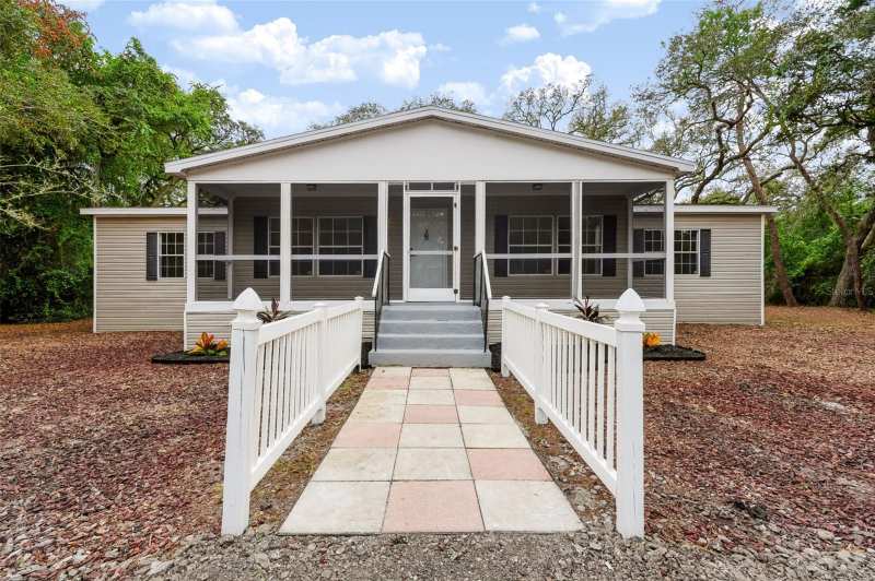 3 bedroom Single Family Residence at 14100 Little Ranch Road, Highlands, Spring Hill — photo 1