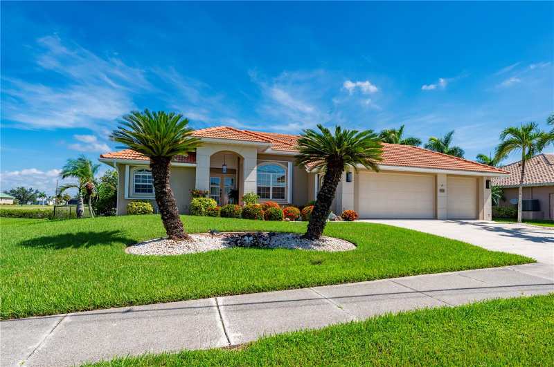 3 bedroom Single Family Residence at 1512 Suzi Street, Punta Gorda Isles Sec 12, Punta Gorda — photo 1
