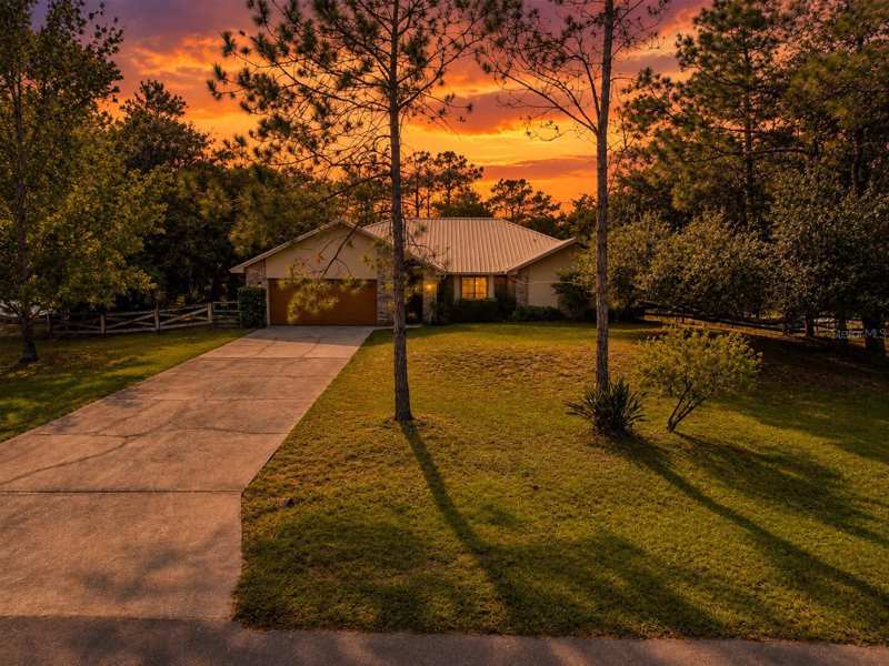 4 bedroom Single Family Residence at 1860 Mustang Court, Bay Lake Ranch Unit 3, St Cloud — photo 1