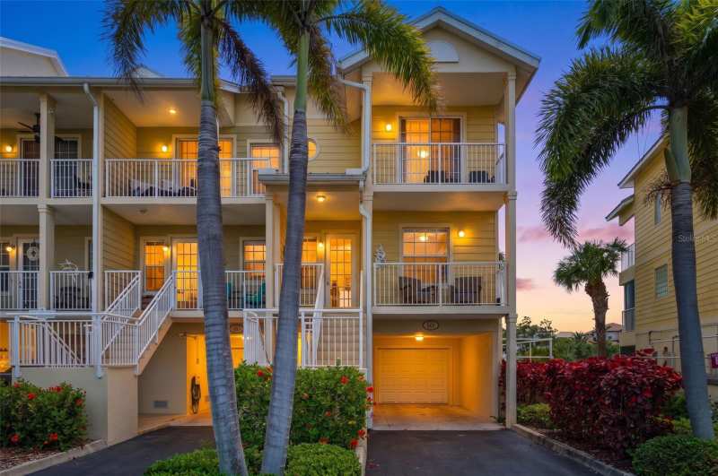 3 bedroom Townhouse at 601 Bahia Beach Boulevard, Bahia Beach Twnhms Ph 1A, Ruskin — photo 1