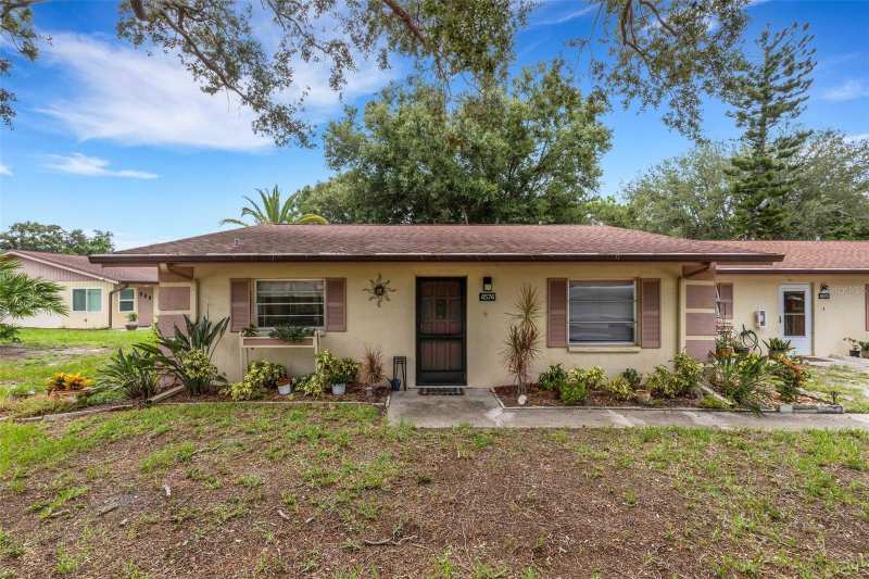 2 bedroom Villa at 4574 Mohican #151, 7201 - Lake Tippecanoe, Sarasota — photo 1