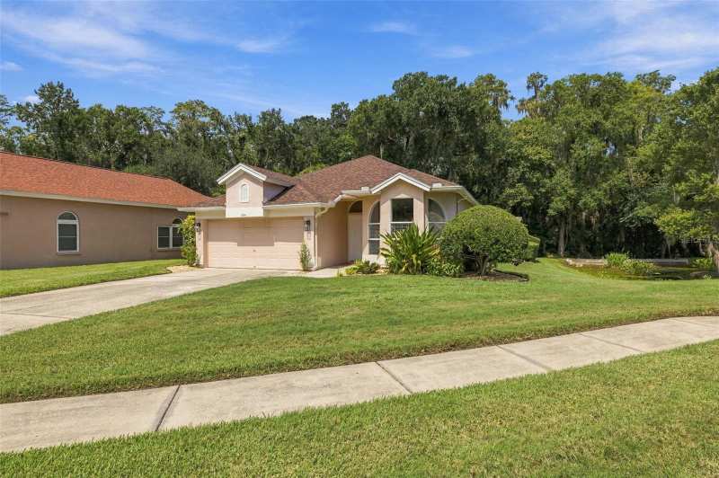3 bedroom Single Family Residence at 624 Kingsmill Court, Kingsmill, Oldsmar — photo 1